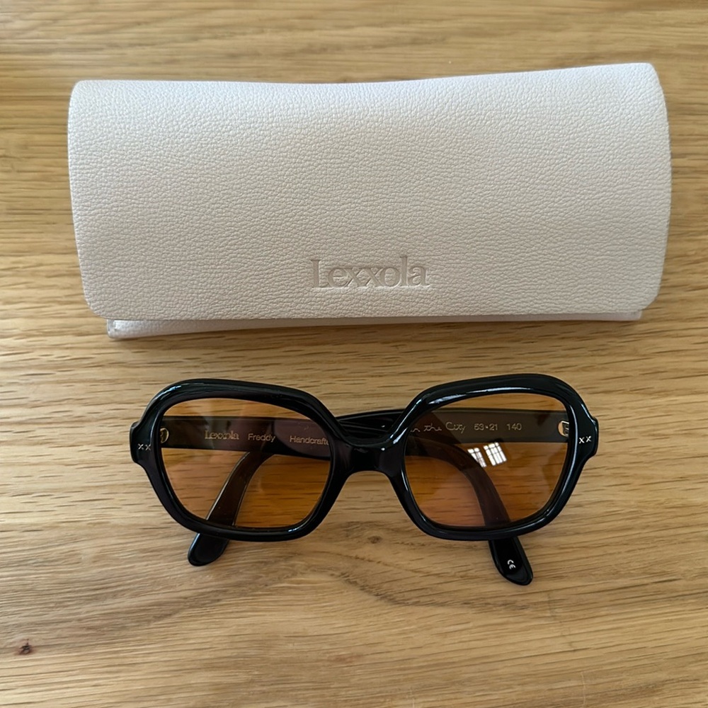 Lexxola Black Sunglasses with Orange Lenses